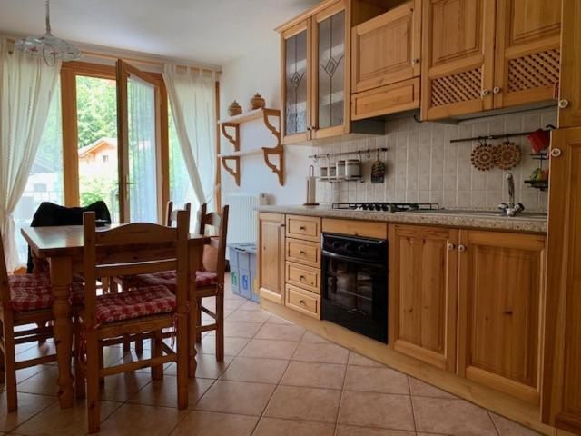 Chalet Arianna Apartment โมลเวโน ภายนอก รูปภาพ
